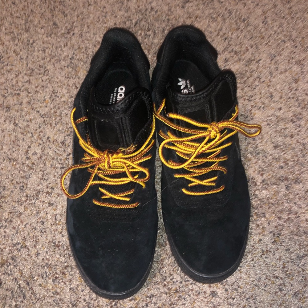 Adidas 3st 004 size 9